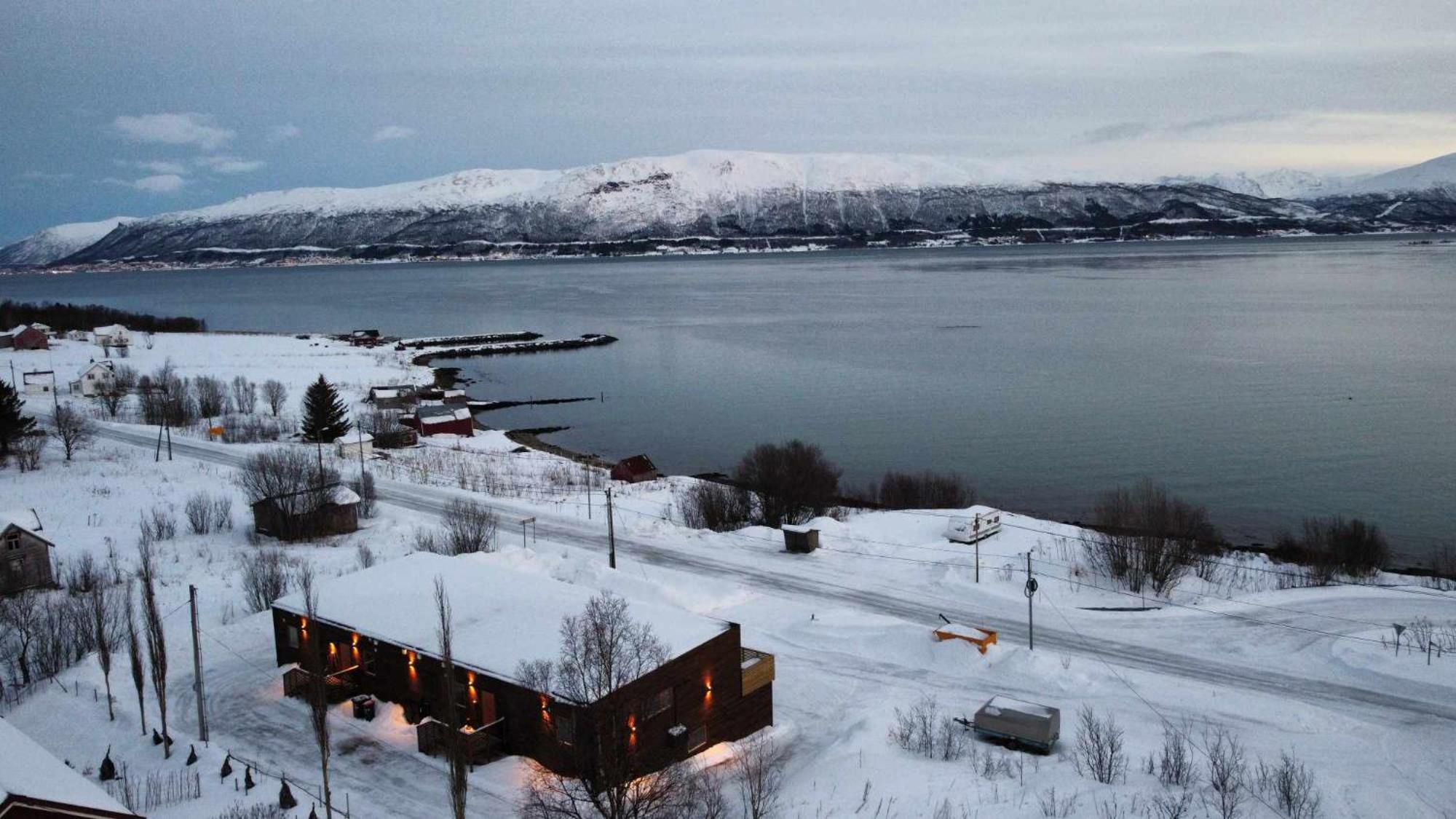 Tromso Stunning Luxury Apart A Apartment Larseng Exterior photo